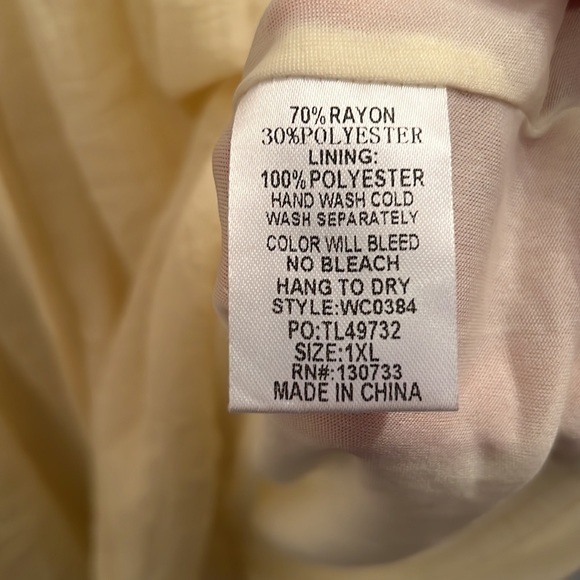 Umgee Top Size 1X - Picture 8 of 8